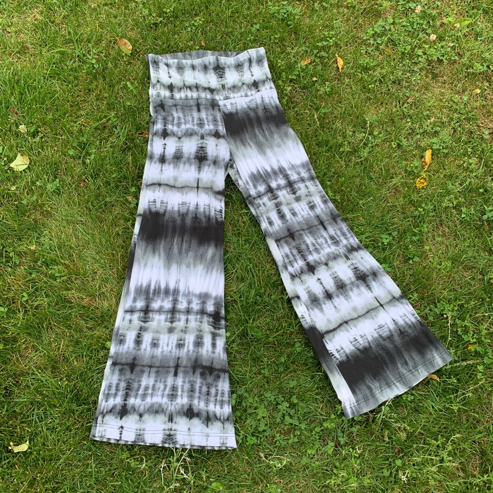 Black and white tie dye yoga pants bell bottoms